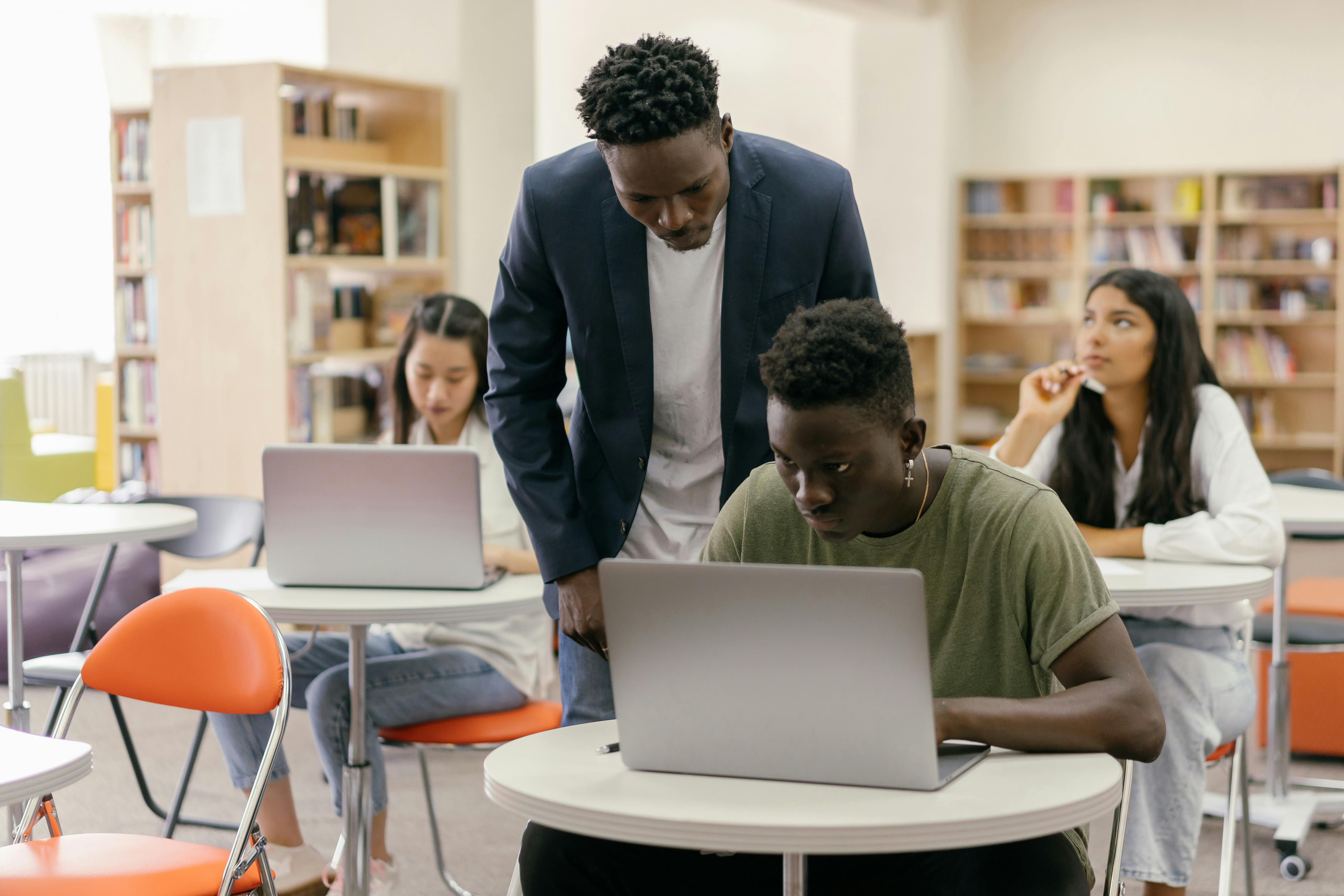 The Complete Guide to K-12 Student Device Protection Plans