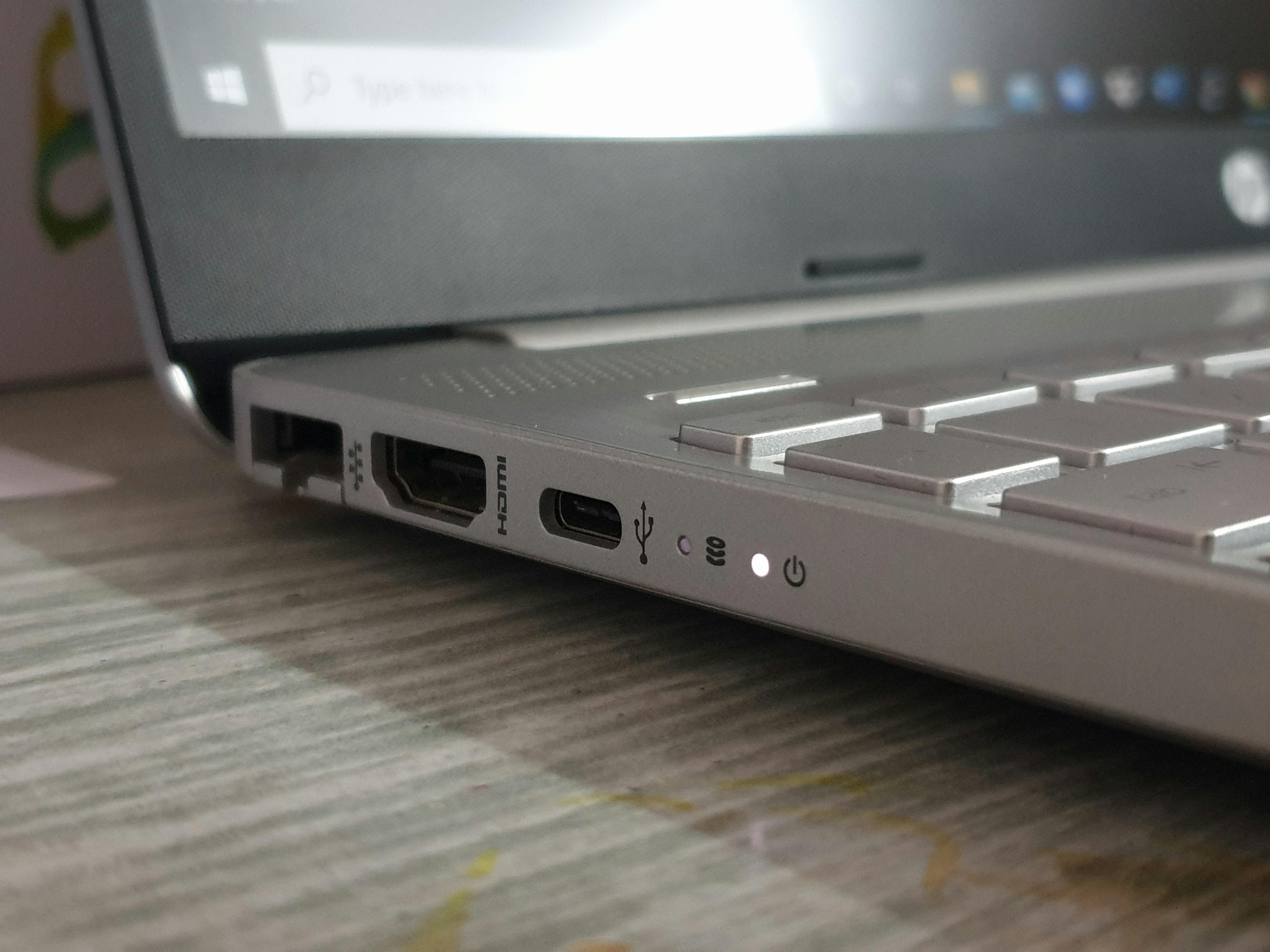 Why Chromebook Charging Ports Fail So Often in Classrooms